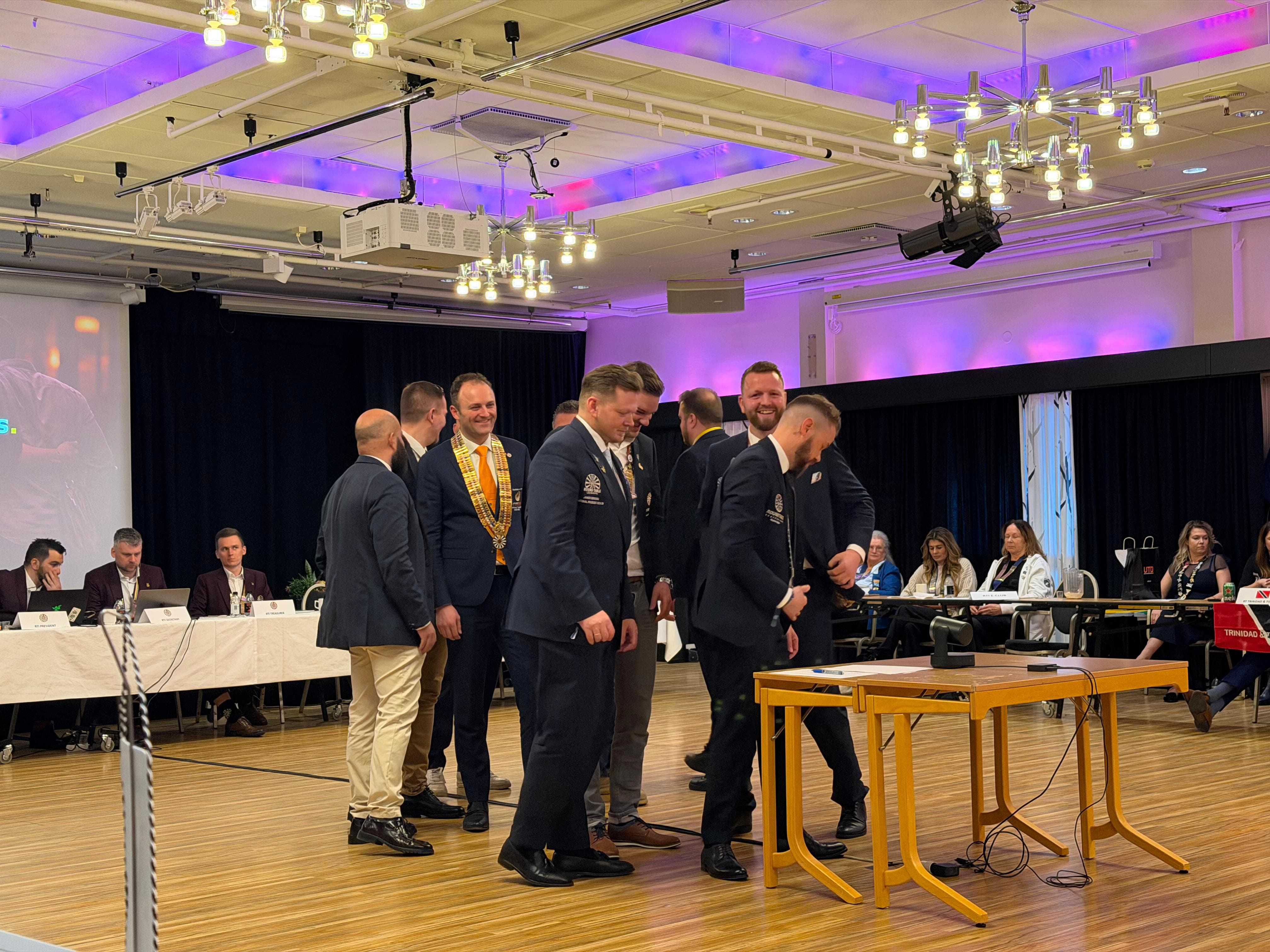 Round Table members signing the Growth Alliance commitment during RTIHYM 2026